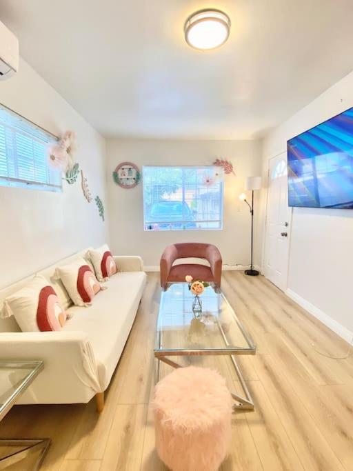 Pink Cozy House 2 Bedrooms Rosemead Exteriér fotografie