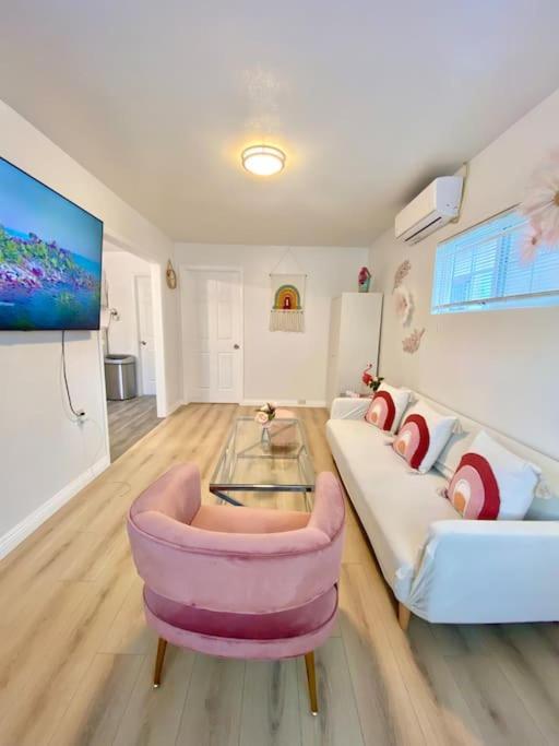 Pink Cozy House 2 Bedrooms Rosemead Exteriér fotografie