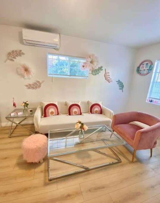 Pink Cozy House 2 Bedrooms Rosemead Exteriér fotografie